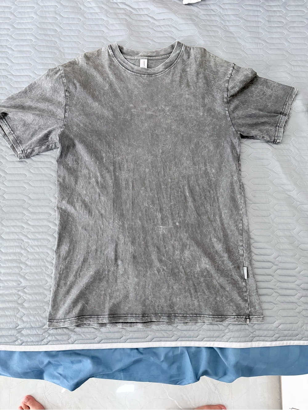 Men’s Mineral Wash Short Sleeve Crew T-Shirt — Gray
